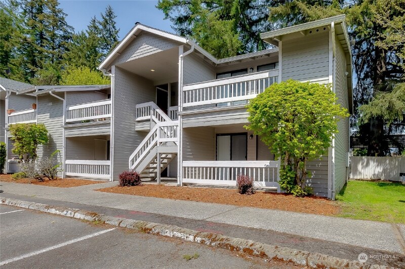 4410 NW Wedgewood Ln in Bremerton, WA - Building Photo