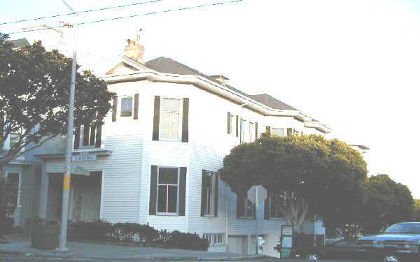 295 Castro in San Francisco, CA - Foto de edificio - Building Photo