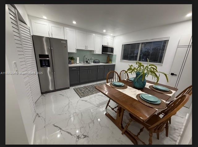 property at 7325 N Augusta Dr