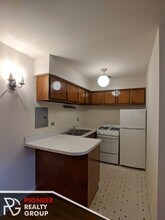 671 W Wrightwood Ave in Chicago, IL - Foto de edificio - Building Photo
