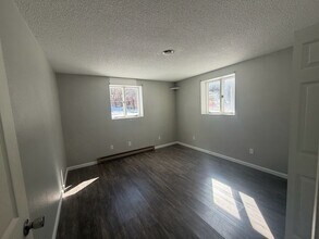 1407 Bridge Ave in Davenport, IA - Building Photo - Building Photo