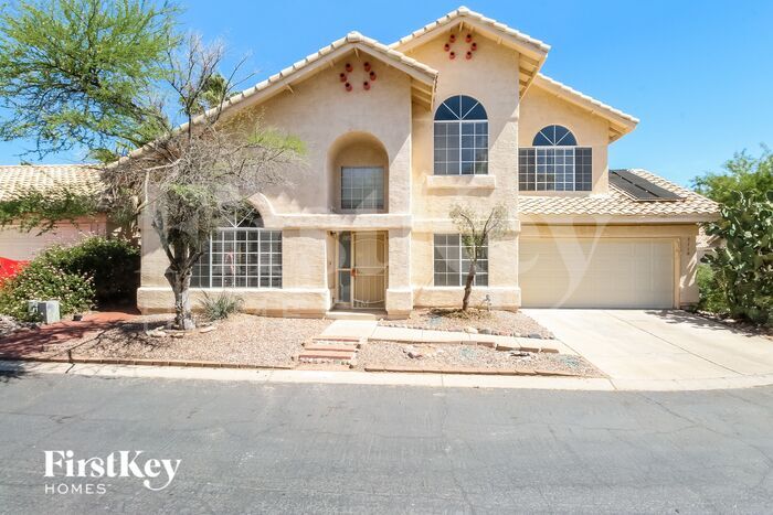 3710 W Spinnaker Ln in Tucson, AZ - Foto de edificio