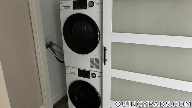 76 Presidential Dr, Unit 1