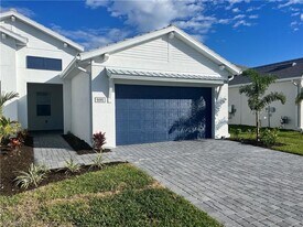 9195 Cayman Dr in Naples, FL - Building Photo