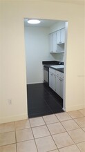 4325 Aegean Dr in Tampa, FL - Building Photo - Building Photo