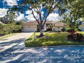 8122 Misty Oaks Blvd in Sarasota, FL - Building Photo