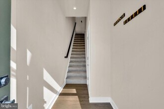 7511 Bharat Wy in Elkridge, MD - Building Photo - Building Photo