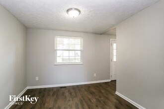 1272 Sweetbay Pl in Galloway, OH - Building Photo - Building Photo
