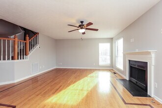 5128 Pebble Creek Dr in Nashville, TN - Building Photo - Building Photo