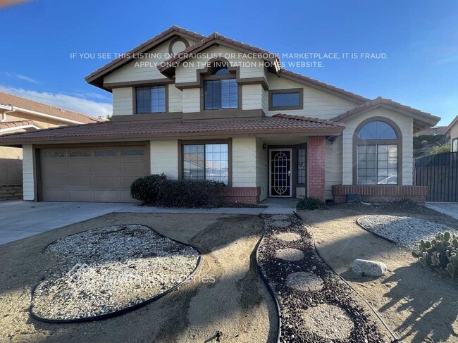 property at 4546 Grandview Dr