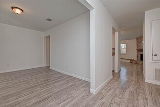 5503 Lynngate Dr in Spring, TX - Building Photo - Building Photo