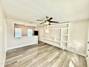 1305 Flower Dr in Panama City, FL - Building Photo - Building Photo