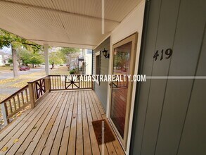 419 E 63rd Terrace in Kansas City, MO - Building Photo - Building Photo