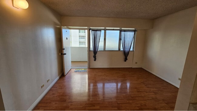 1516 Ward Ave in Honolulu, HI - Building Photo - Building Photo