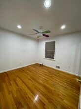 90 Leonard St in Jersey City, NJ - Building Photo - Building Photo