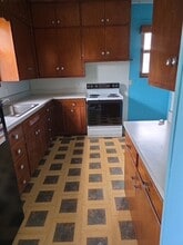 322 3rd Ave in Madison, MN - Building Photo - Building Photo