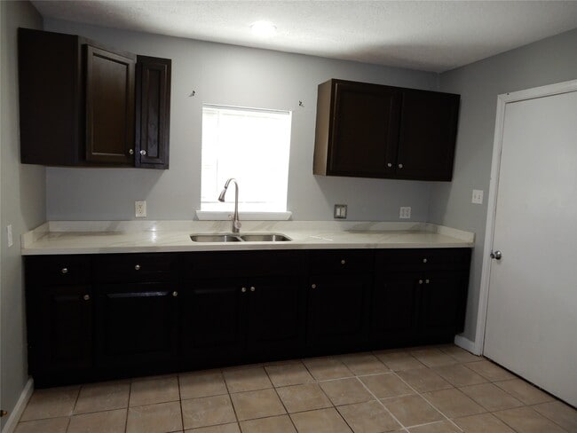 property at 1700 Woolfe St