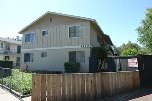 5743 Via Monte Dr in San Jose, CA - Building Photo