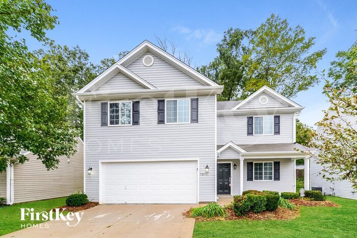 3813 Shepway Loop in Greensboro, NC - Building Photo