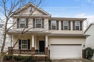 5626 Colonial Garden Dr in Huntersville, NC - Building Photo