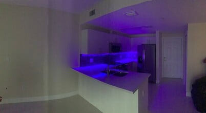 3410 Coral Way, Unit Emerald Plaza #902 in Miami, FL - Building Photo - Building Photo
