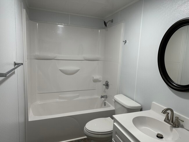 5 S Lowder St, Unit 1 in Paris, AR - Building Photo - Building Photo
