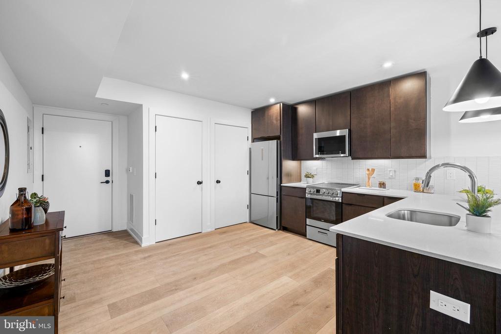 5200 Chester Ave in Philadelphia, PA - Building Photo
