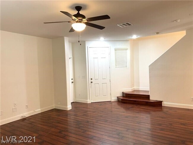 11759 Fern Creek Ln in Las Vegas, NV - Building Photo - Building Photo