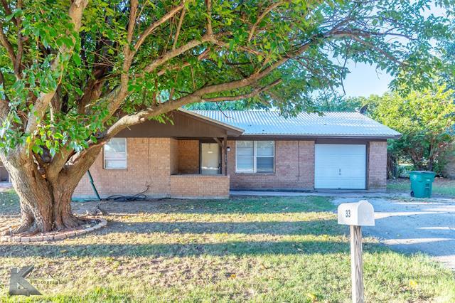 233 Field St in Clyde, TX - Building Photo