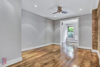 444 W 52nd St in New York, NY - Building Photo - Building Photo