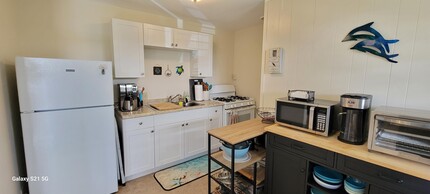 485 Waianuenue Ave in Hilo, HI - Building Photo - Building Photo