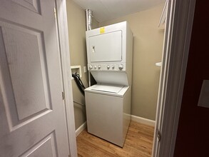 66 Beacon St, Unit 2 in Chelsea, MA - Building Photo - Building Photo