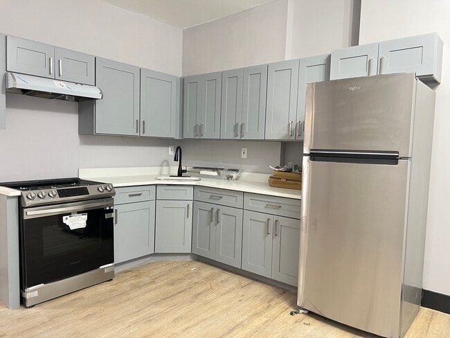 74 Baldwin Ave, Unit 3