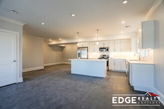 68 North Beacon St, Unit 4 in Boston, MA - Foto de edificio - Building Photo