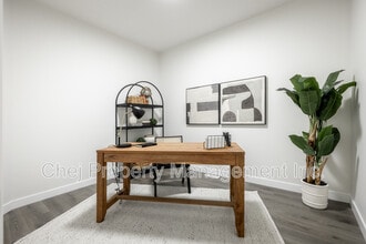 2121-209a 209 St NW in Edmonton, AB - Building Photo - Building Photo