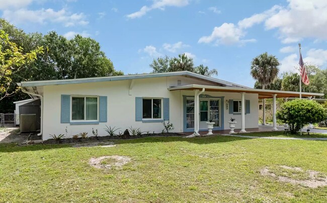 282 W Laila Dr in Melbourne, FL - Building Photo - Building Photo