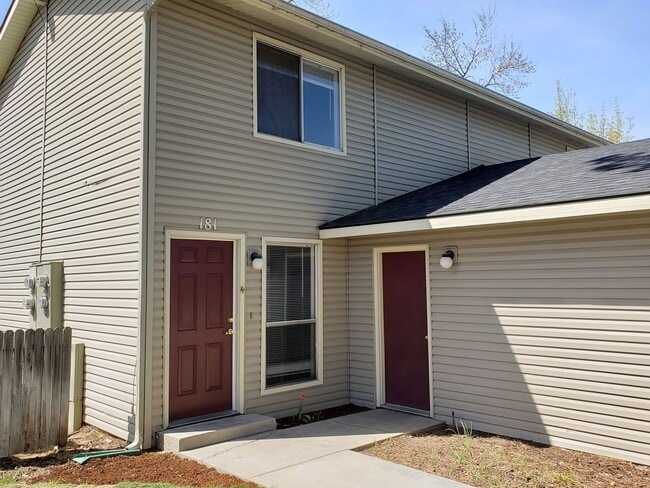 property at 118 W Colby Ln