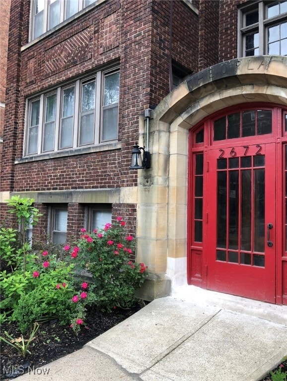 property at 2672 N Moreland Blvd