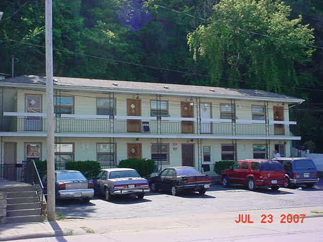 2565 Central Ave in Dubuque, IA - Building Photo