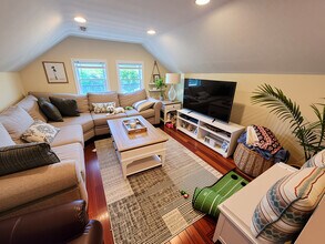 301 Washington St, Unit 3 in Quincy, MA - Building Photo - Building Photo