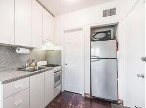 1555 Pennsylvania Ave in Miami Beach, FL - Building Photo - Building Photo