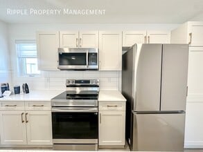 1025 Secord Promenade in Edmonton, AB - Building Photo - Building Photo