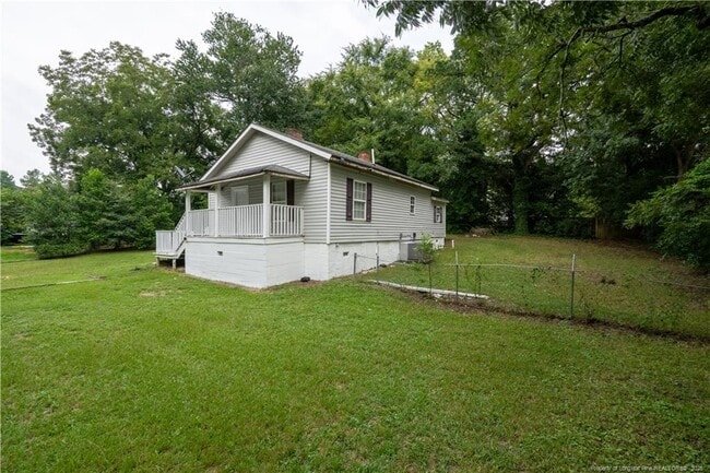 1913 Burnett Ave in Fayetteville, NC - Building Photo - Building Photo