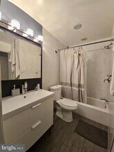 2201 L St NW, Unit 820 in Washington, DC - Building Photo - Building Photo