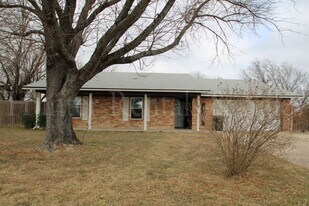 4501 Mountain View Dr in Killeen, TX - Building Photo