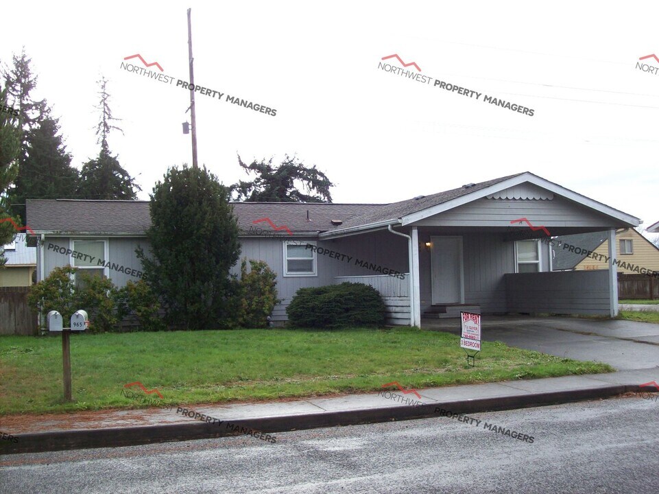 965 SW William Ave in Chehalis, WA - Building Photo