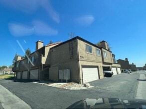 9361 Shadowood Dr in Montclair, CA - Building Photo - Building Photo