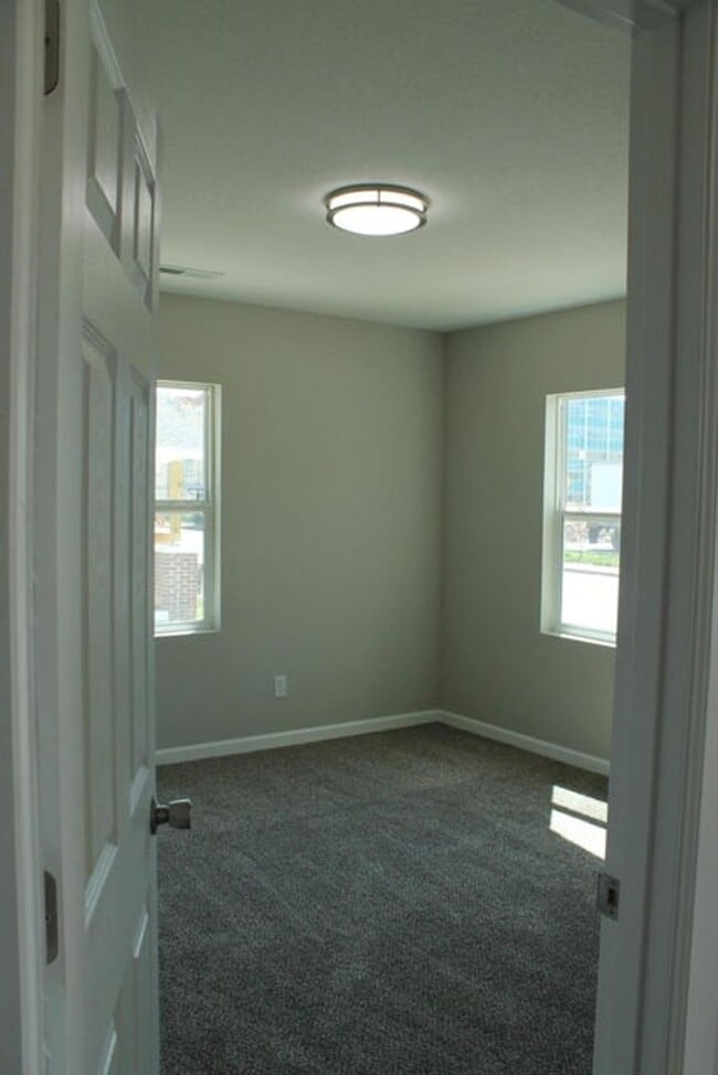 431 W Division St in Springfield, MO - Building Photo - Building Photo