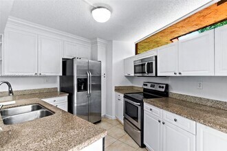 8099 Severn Dr in Boca Raton, FL - Building Photo - Building Photo
