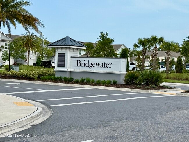property at 27 Oarsman Xing Dr